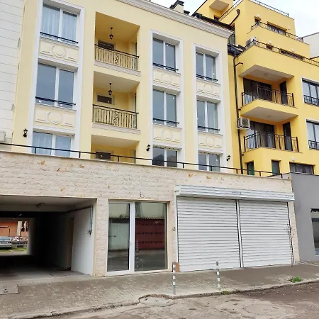Apartman Lord House *